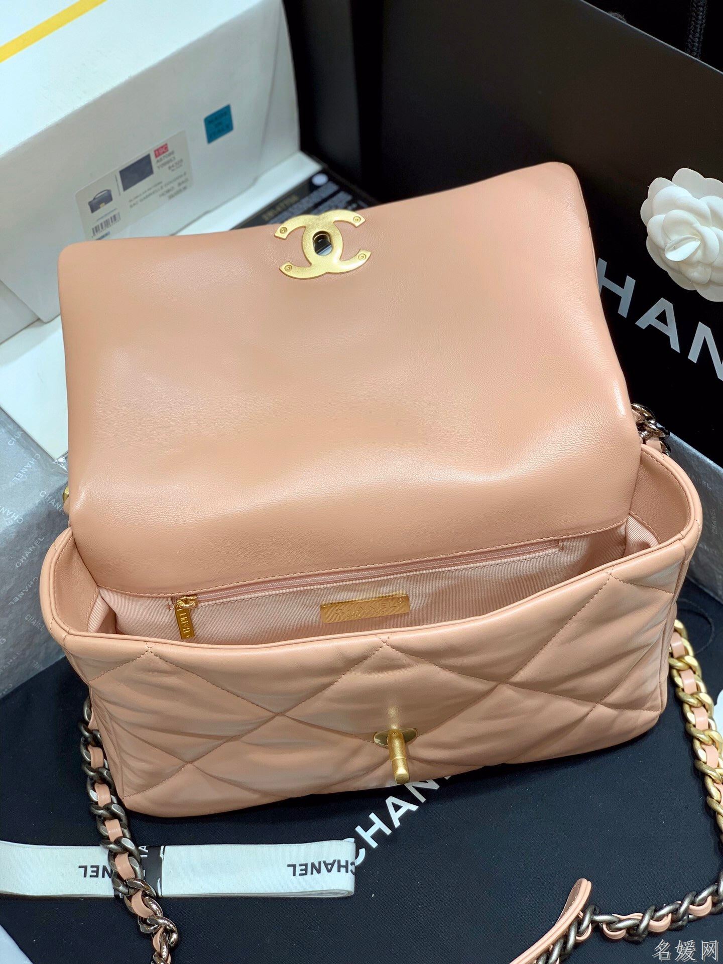 Chanel/香奈儿 AS1161 专柜最新款19 bag中号链条包