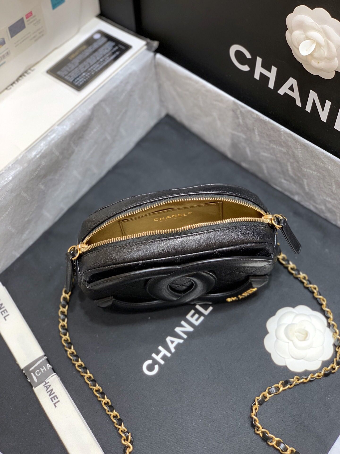 Chanel/香奈儿 AS1757 B02879 94305 2020新款羊皮相机包