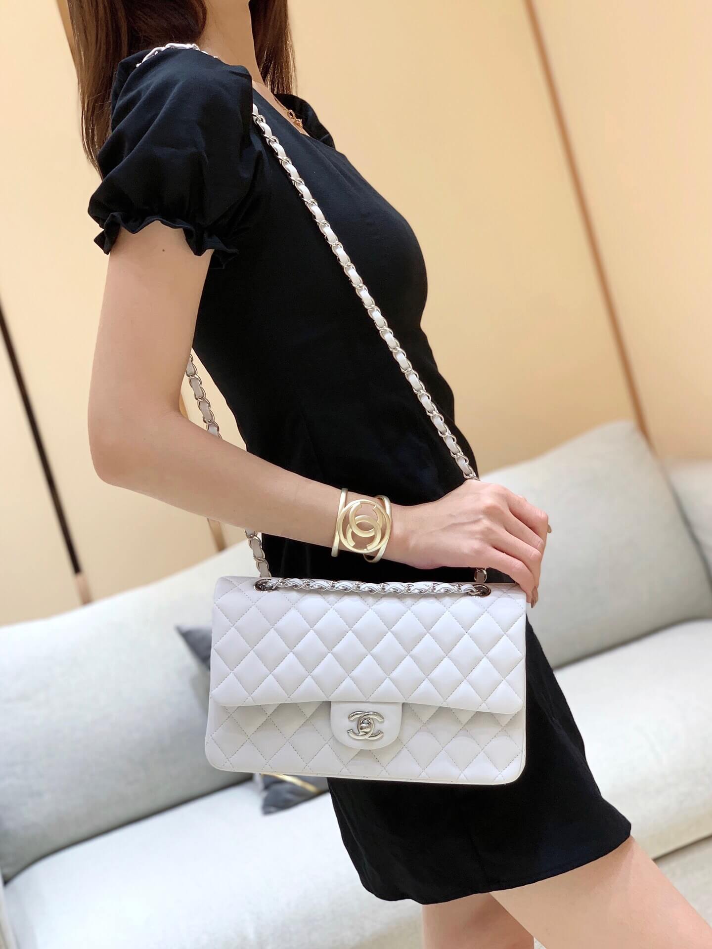 Chanel香奈儿 CF25 Classic flap bag A01112白色羊皮银扣