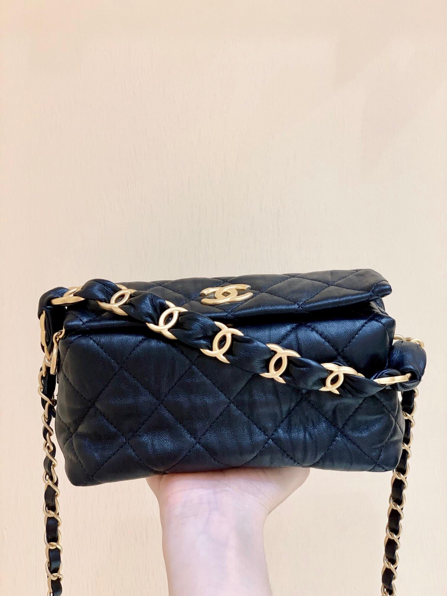 Chanel 2021春夏新款small hobo bag流浪包 AS2479黑色