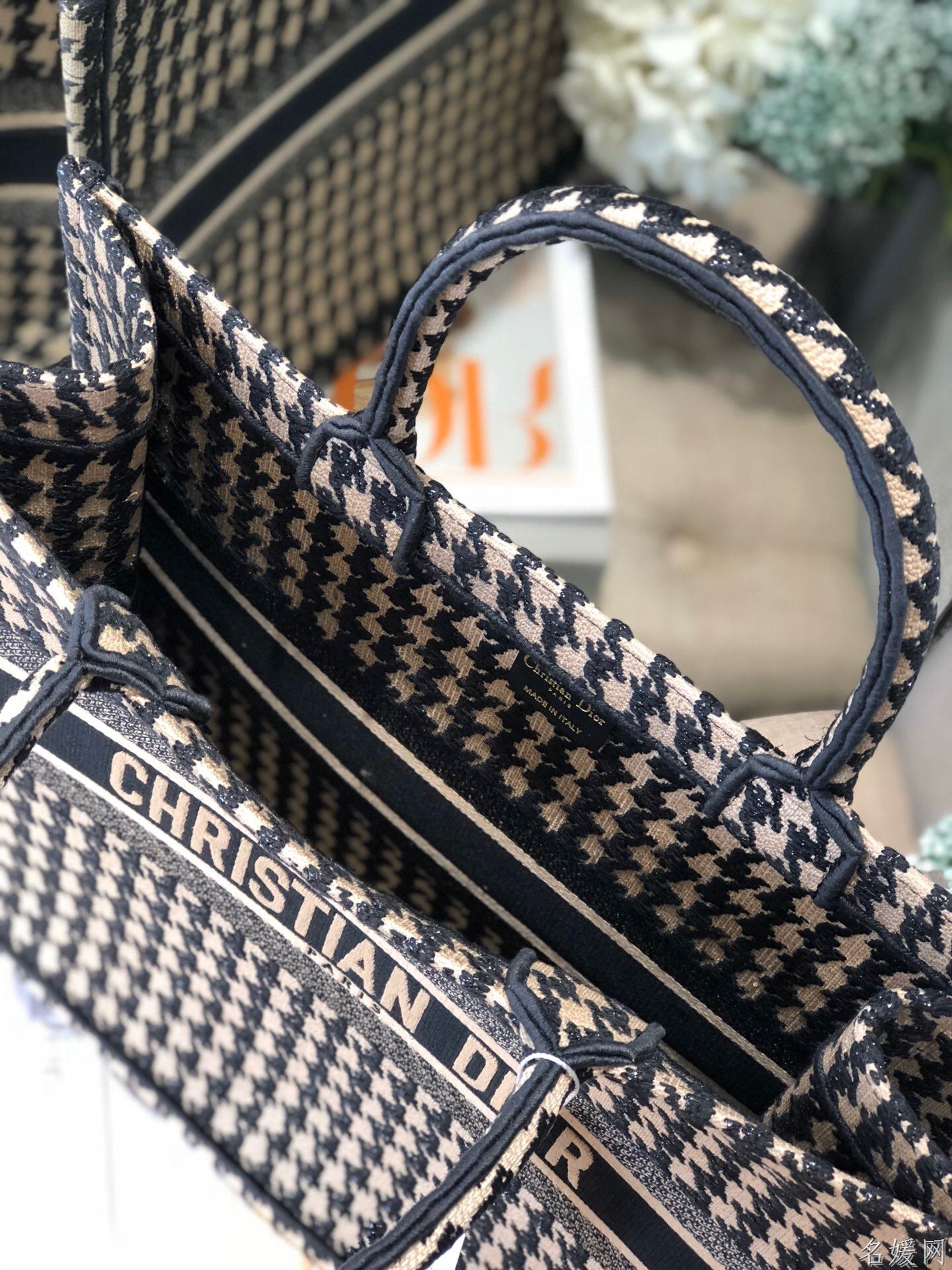 Dior/迪奥 M1286ZRFP 米色千鸟格纹刺绣Book Tote