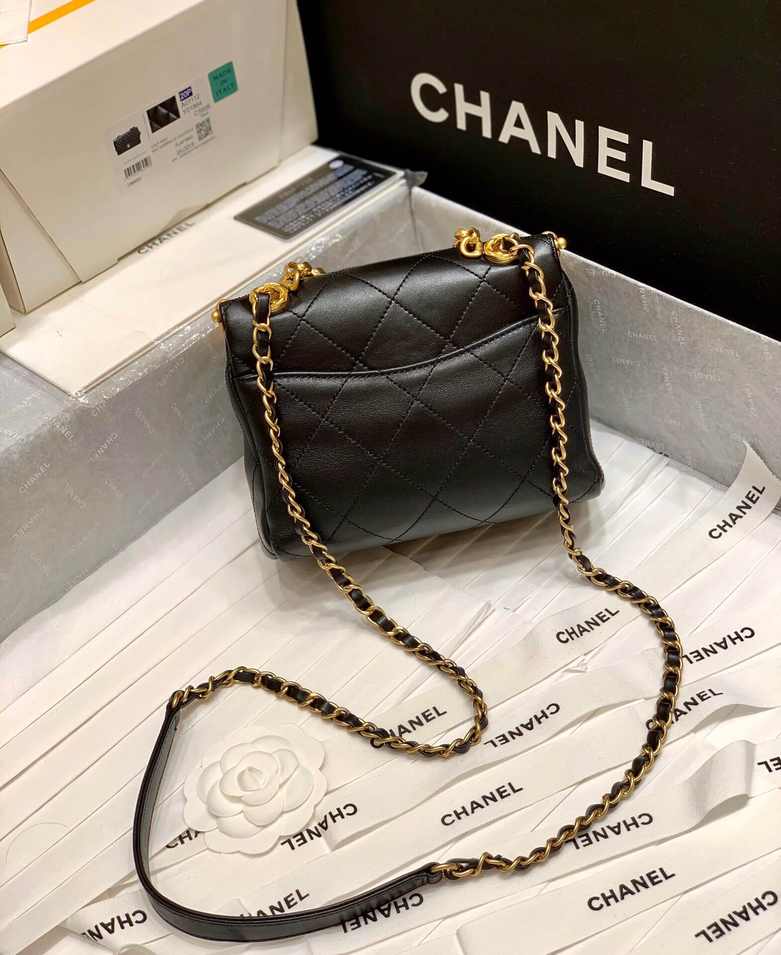 CHANEL 2020早秋高级手工坊系列Kiss Lock Bag AS1886