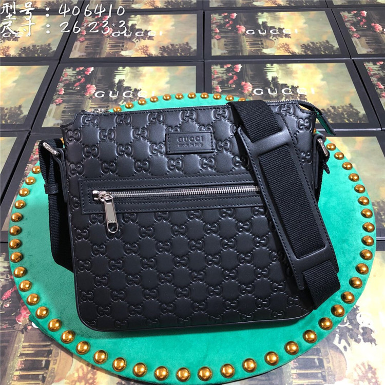 Gucci 406410 黑色压花 Signature邮差包