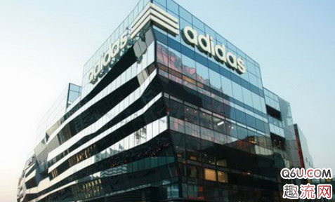 阿迪达斯哪个节假日买最划算？adidas阿迪达斯实体店打折力度大吗