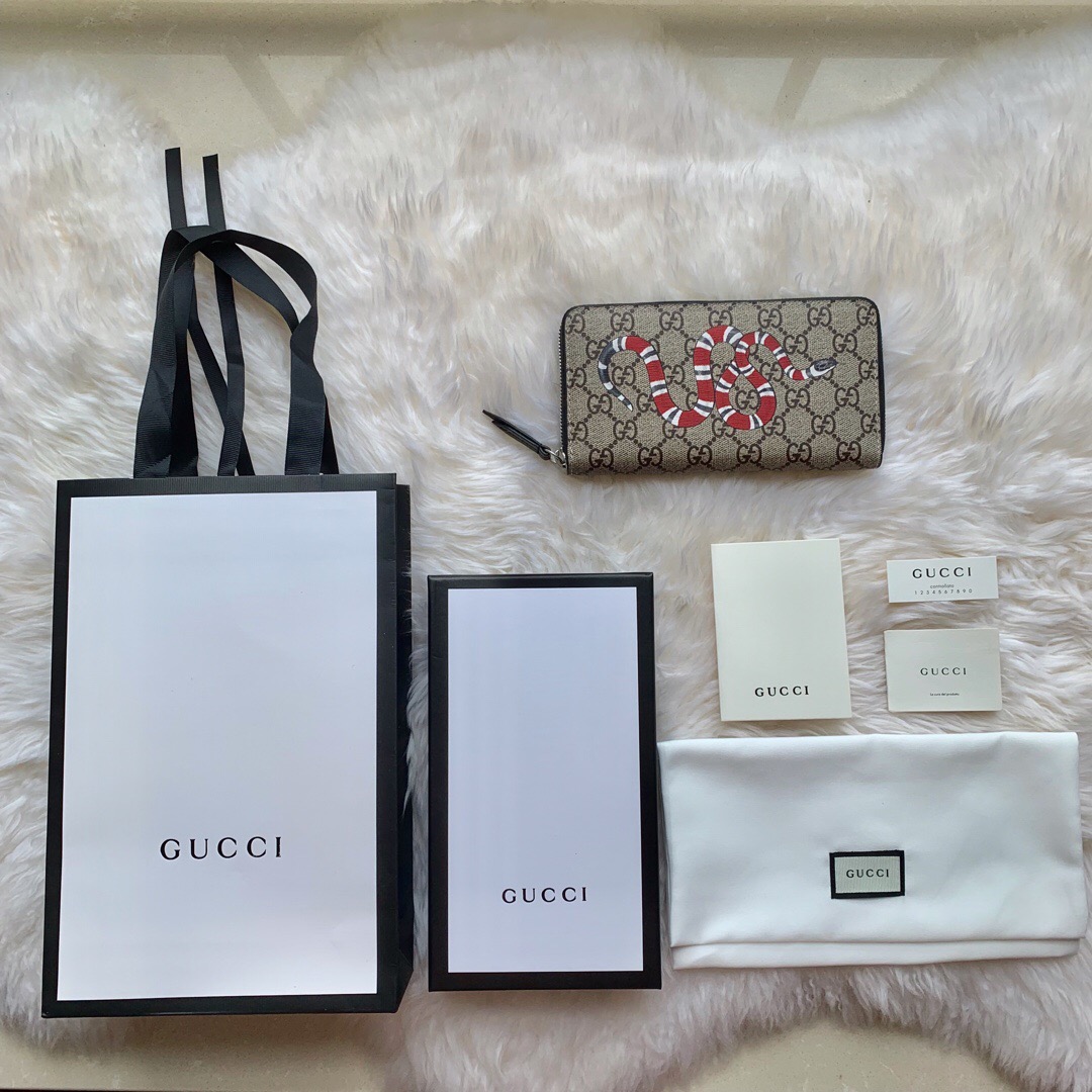 Gucci/古驰 451273 G家最新动物蛇图案拉链钱包