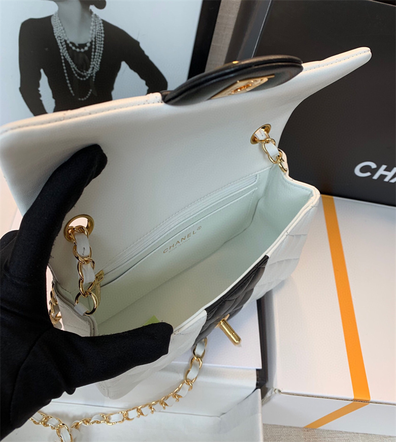 Chanel A69900 B07158 NG565 迷你口盖包