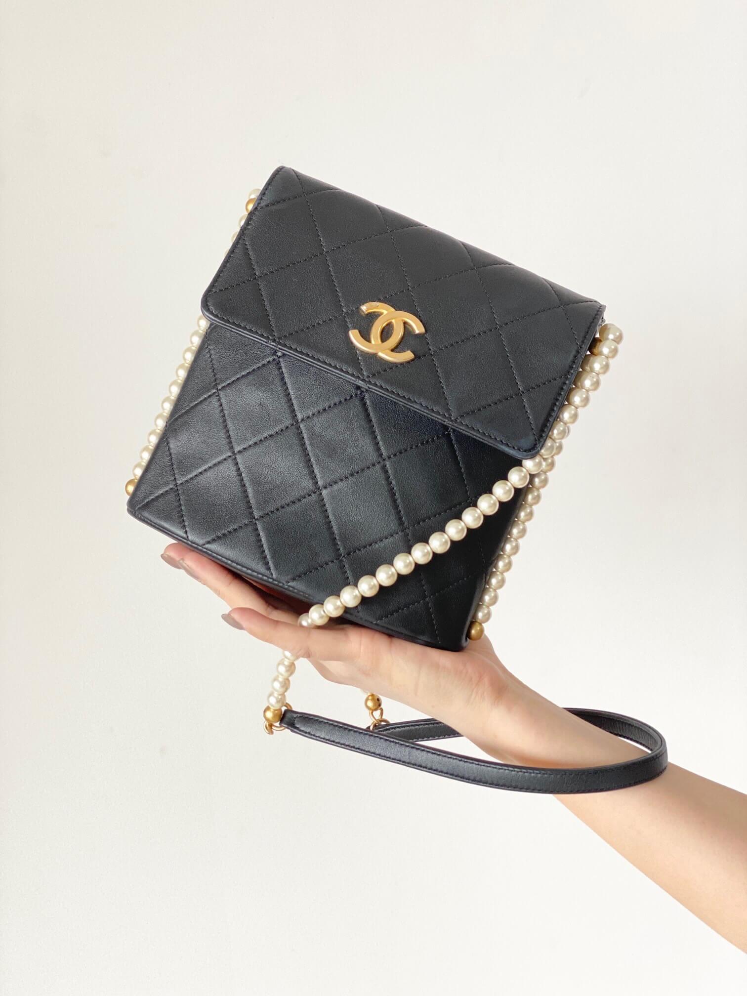 CHANEL 2021SS珍珠Small Hobo Bag AS2503 B05543 94305