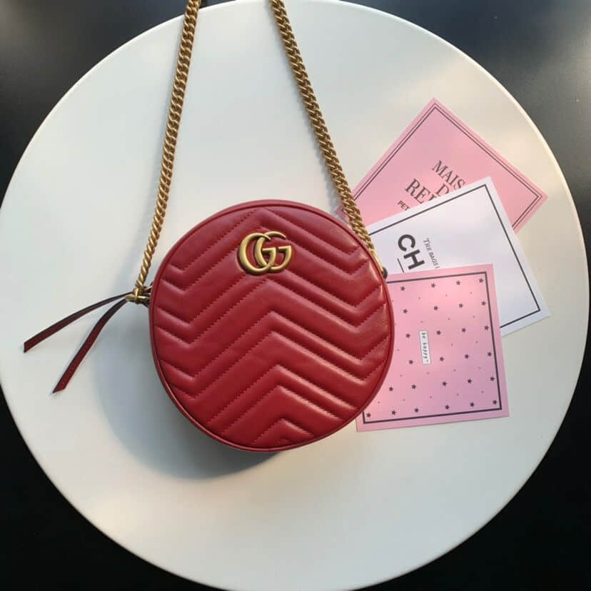 Gucci/古驰 550154 GG Marmont系列全皮圆形迷你肩背包