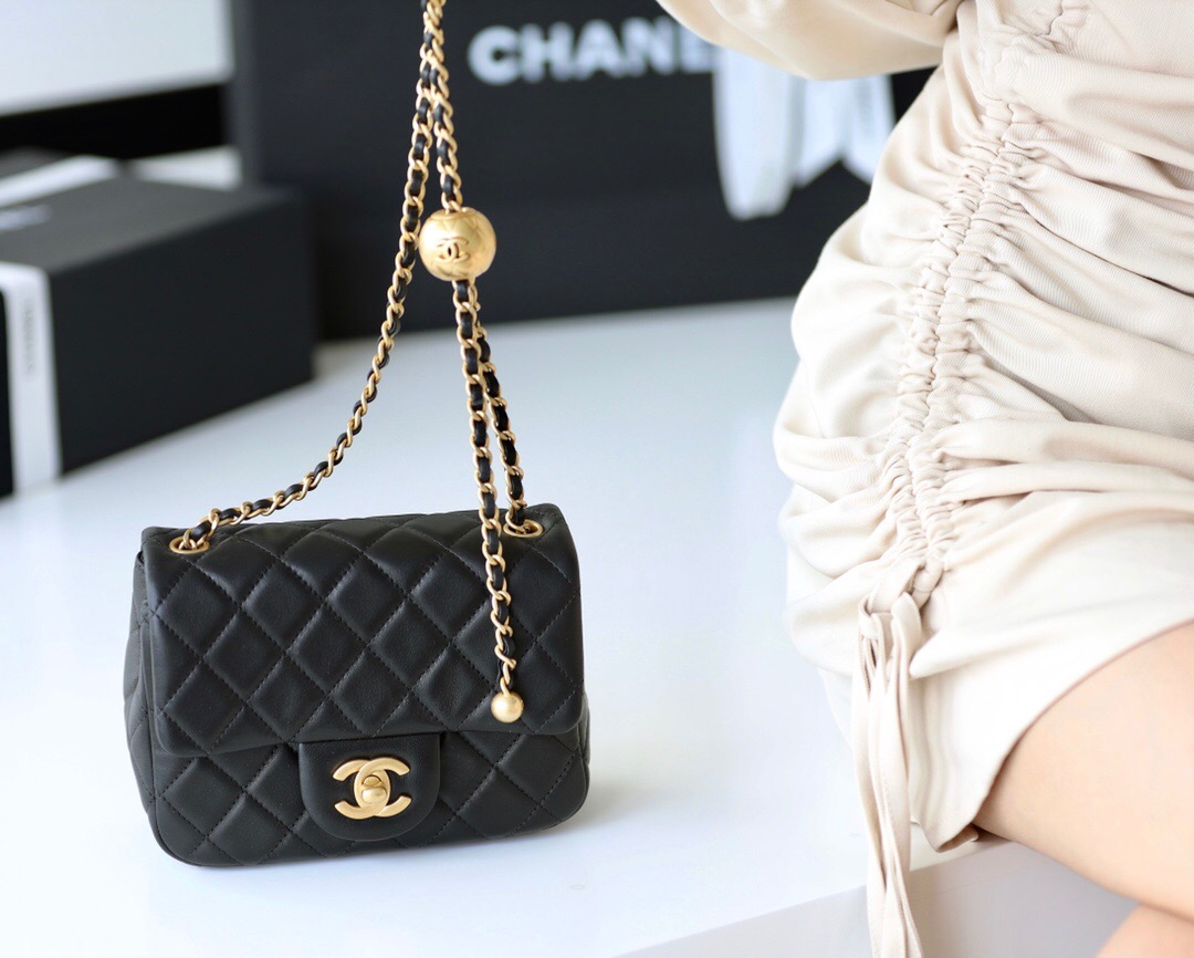 Chanel Flap Bag CF Mini羊皮方胖子金球包 AS1786黑色