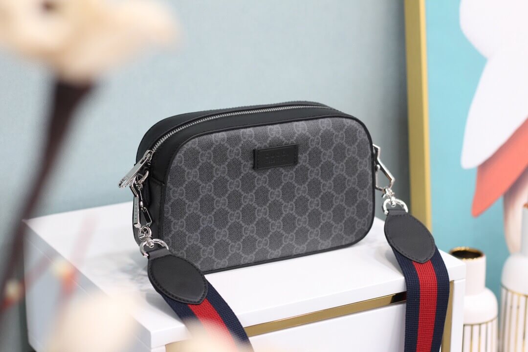 Gucci/古驰 高级人造帆布肩背包 574886 K5RLN 1095