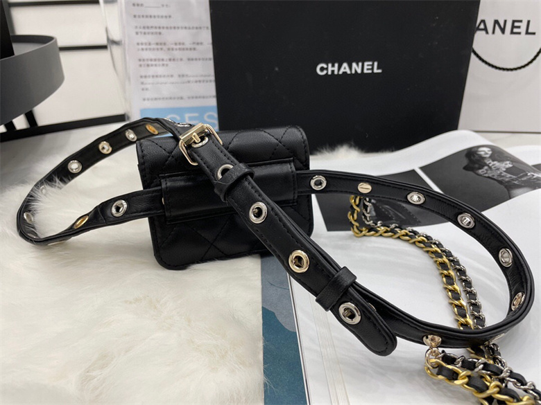 Chanel AP2549 B07242 94305 腰包