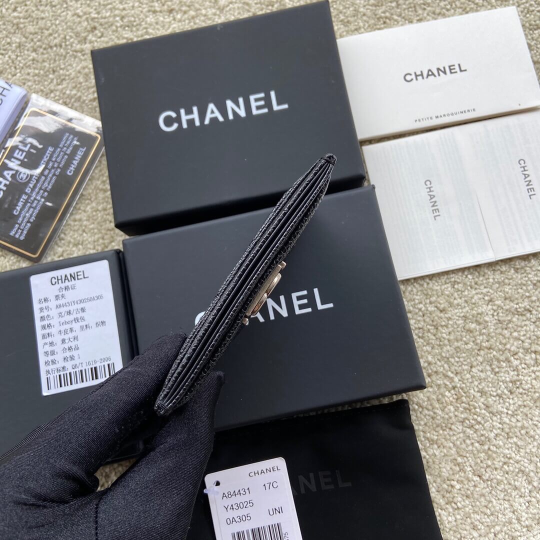 CHANEL进口意大利颗粒小牛皮卡夹 A84431黑色球纹银