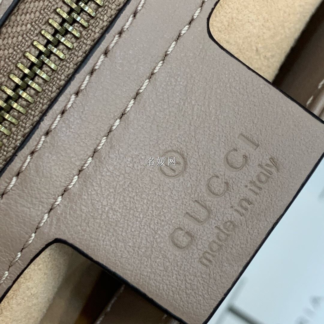 Gucci/古驰 443497 女士GG Marmont中号链条单肩斜挎包