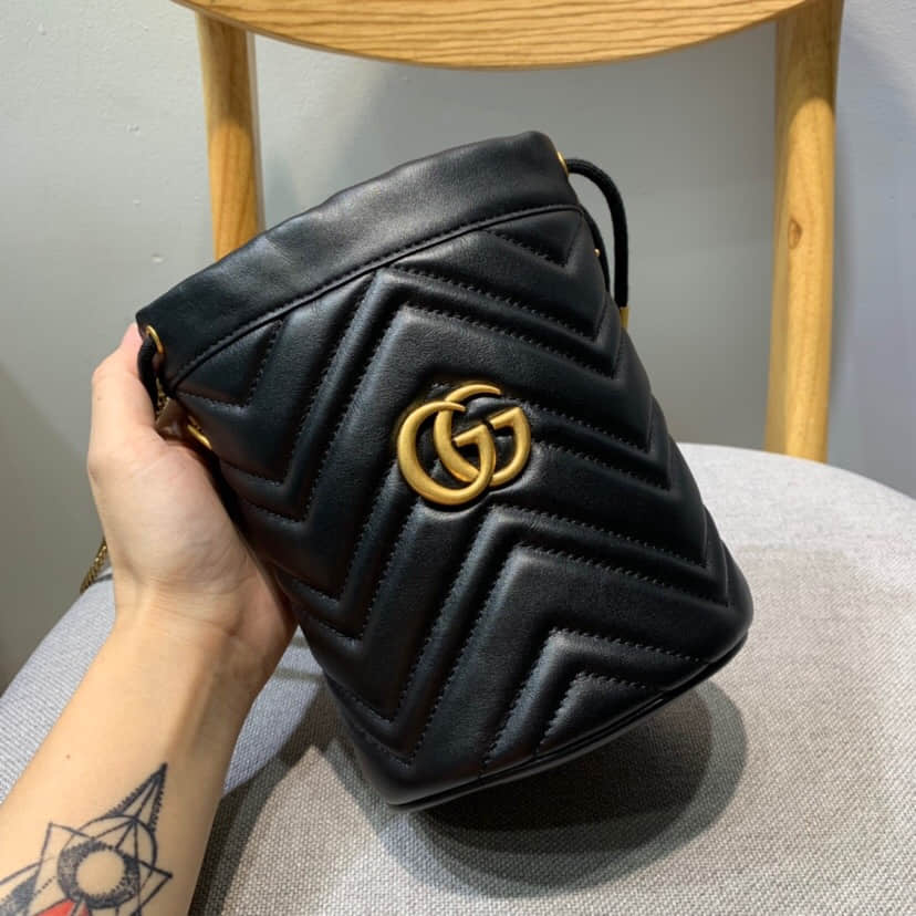 Gucci/古驰 575163 GG Marmont 系列迷你水桶包