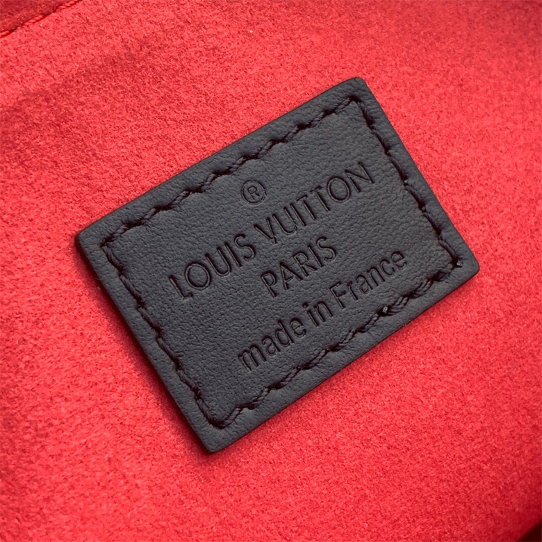 LV M59398 COUSSIN 小号手袋