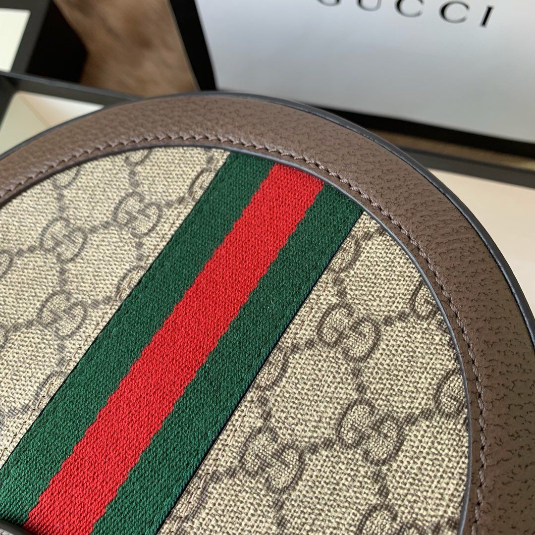 Gucci 550618 Ophidia系列圆形迷你肩背包