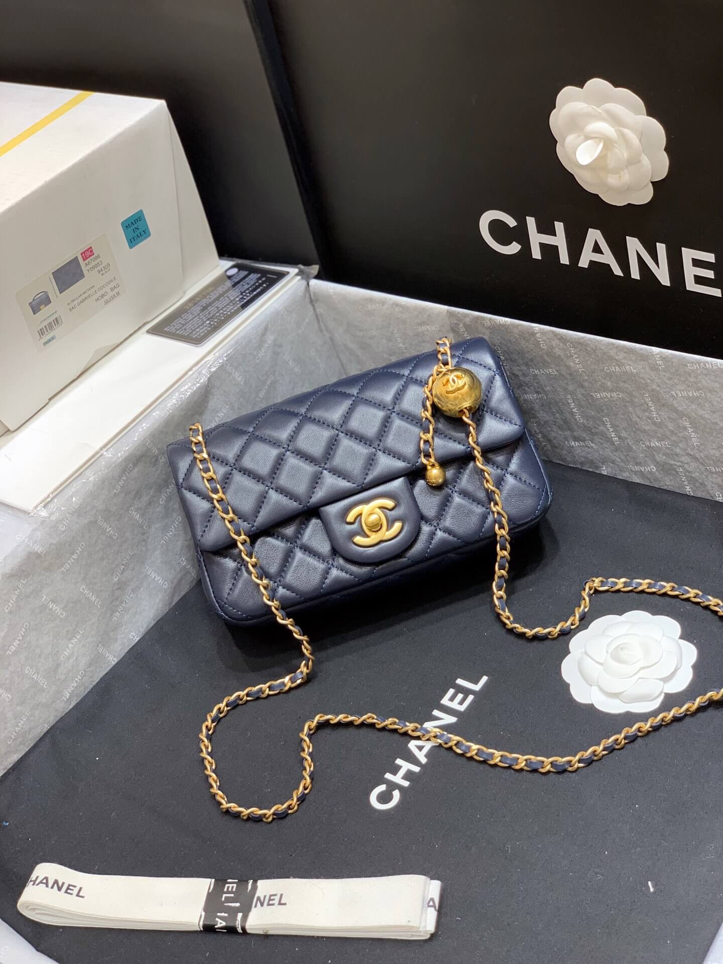 Chanel Flap Bag 新款金属球包金珠CF大Mini AS1787深蓝