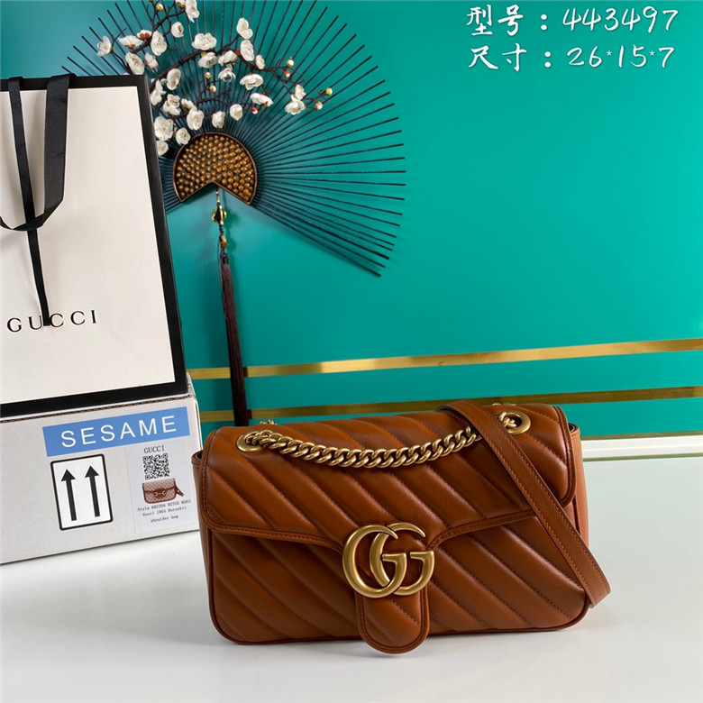 Gucci 443497 0OLFT 2535 GG Marmont系列绗缝小号肩背包