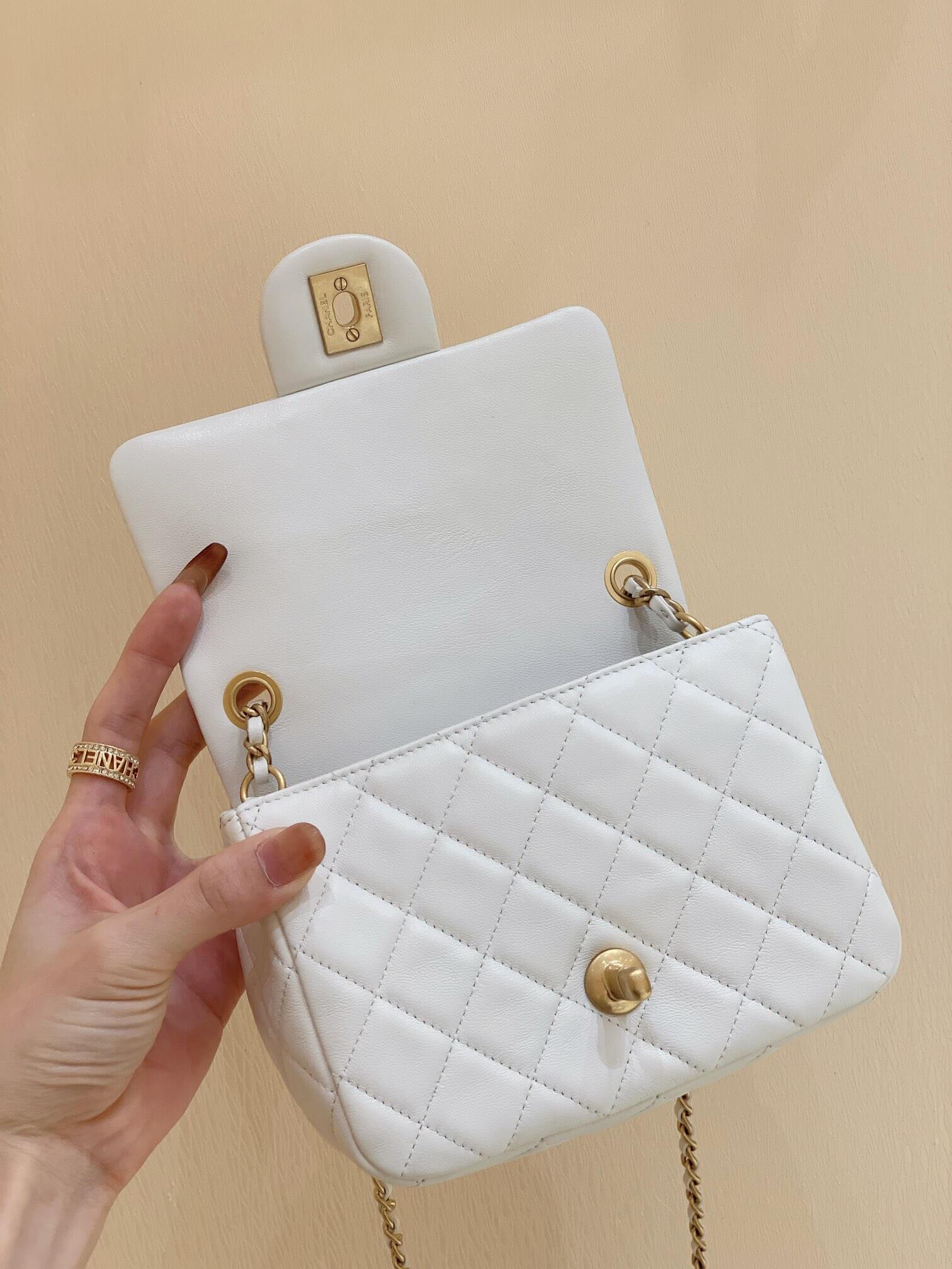 Chanel Flap Bag 新款金属球包金珠CF方胖子 AS1786白色