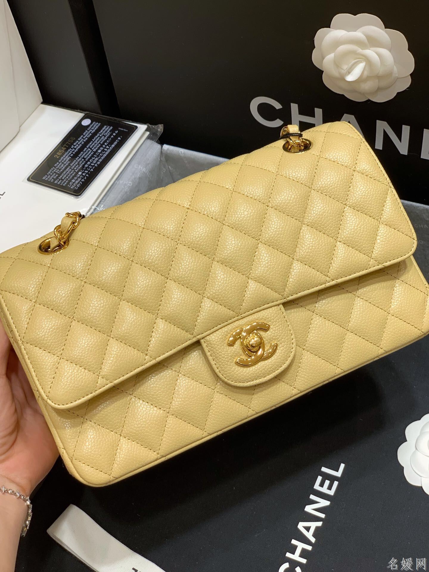 Chanel/香奈儿 A01112 CF25中号鱼子酱牛皮单肩斜挎包