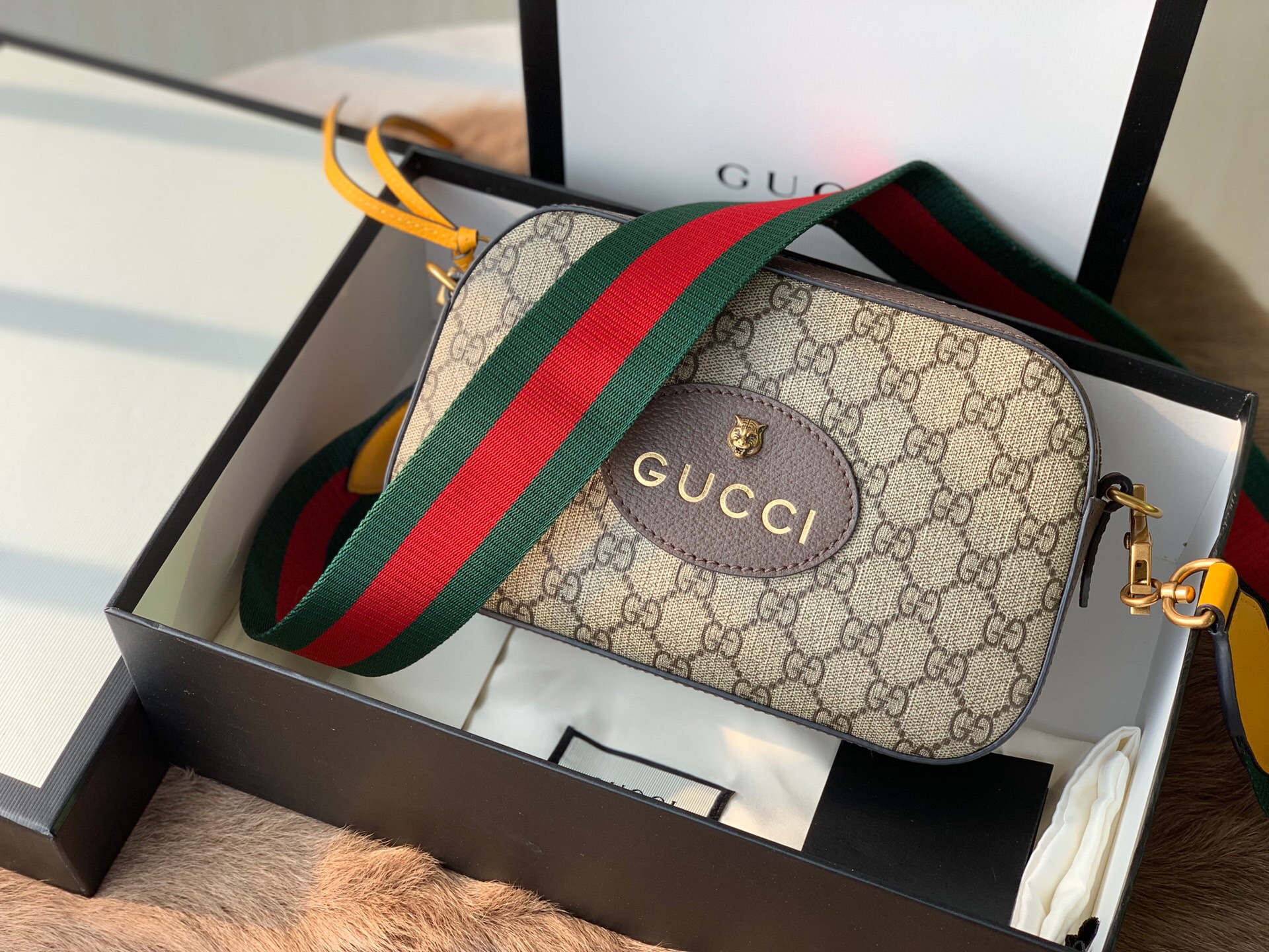 Gucci/古驰 476466 复古风格织带条纹邮差包