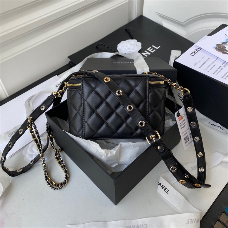 Chanel AP2550 B07242 94305 链条化妆包