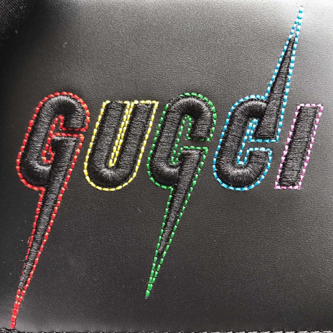 Gucci/古驰 597674 DTDTN 1058 饰Gucci锋刃刺绣钱包