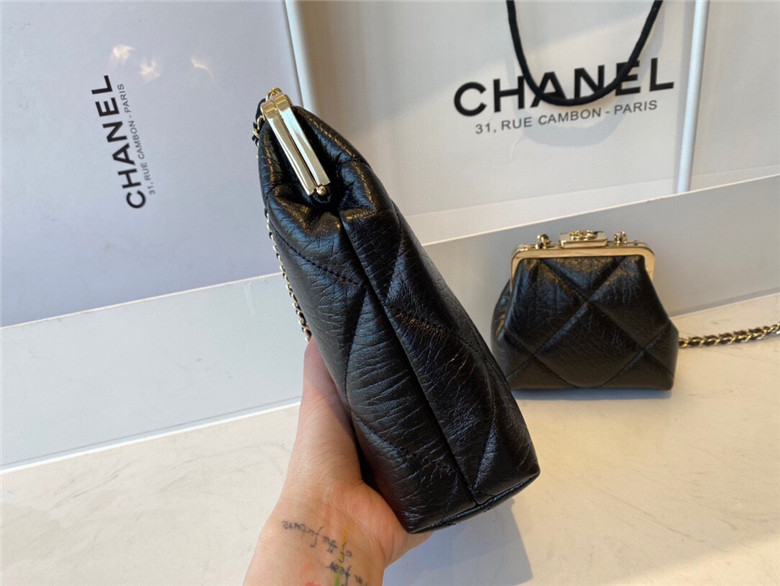 Chanel AP1558 B03941 94305 链条手拿包