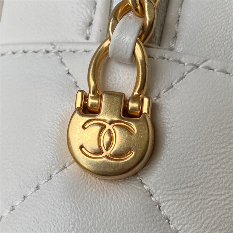 Chanel AS2857 B06895 10601 迷你相机包