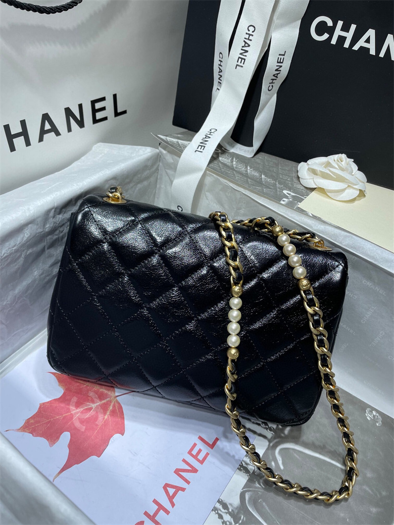 Chanel AS3001 B07281 94305 珍珠小号口盖包