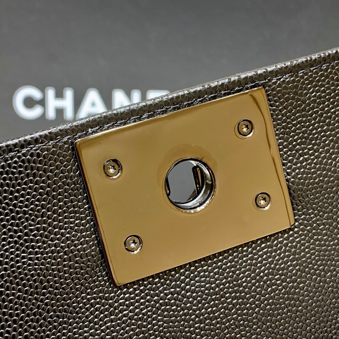 Chanel Leboy 20CM A67085黑色牛皮黑扣