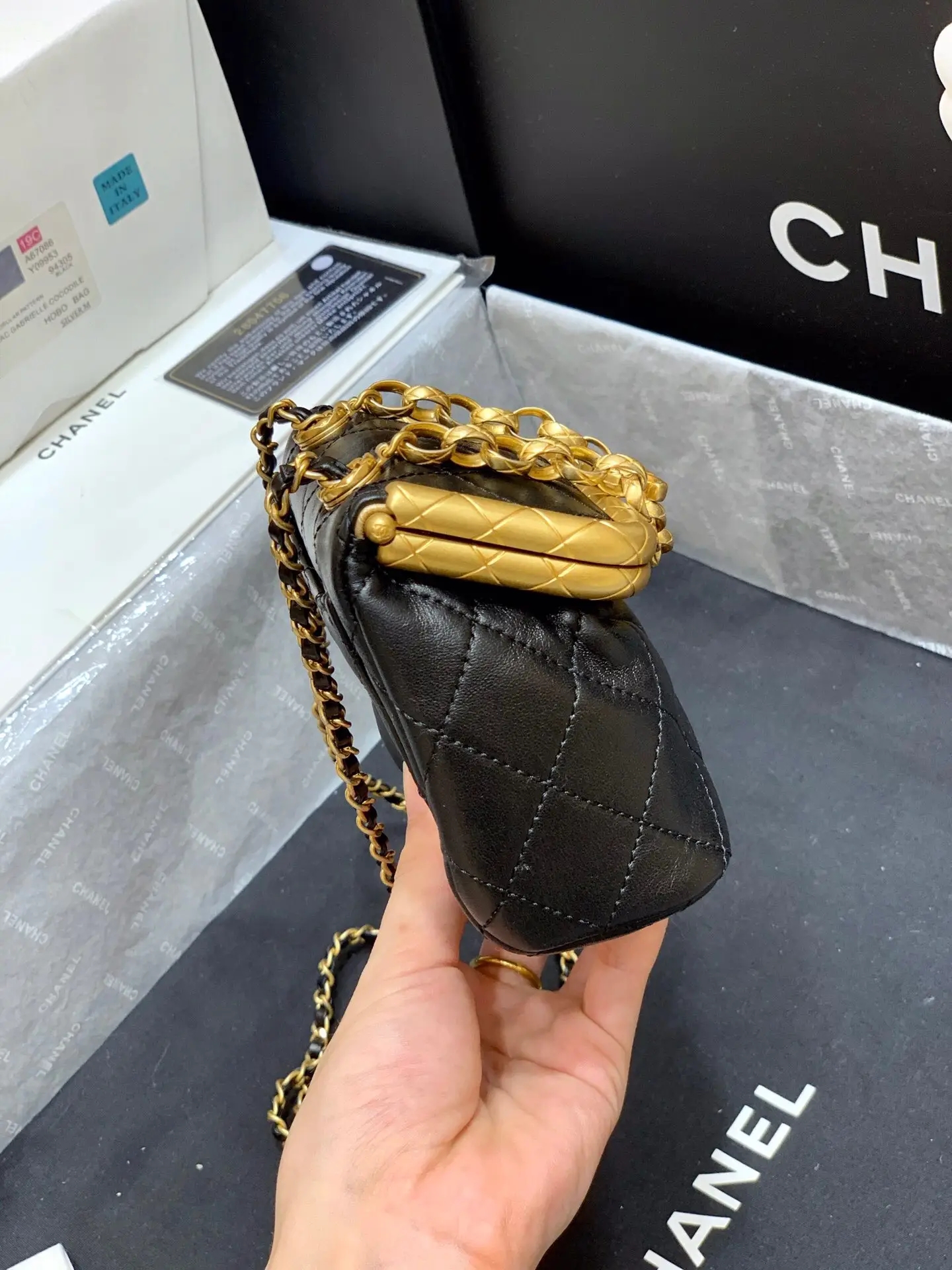 Chanel AS1885 2020新款复古小号菱格锁扣链条包晚宴