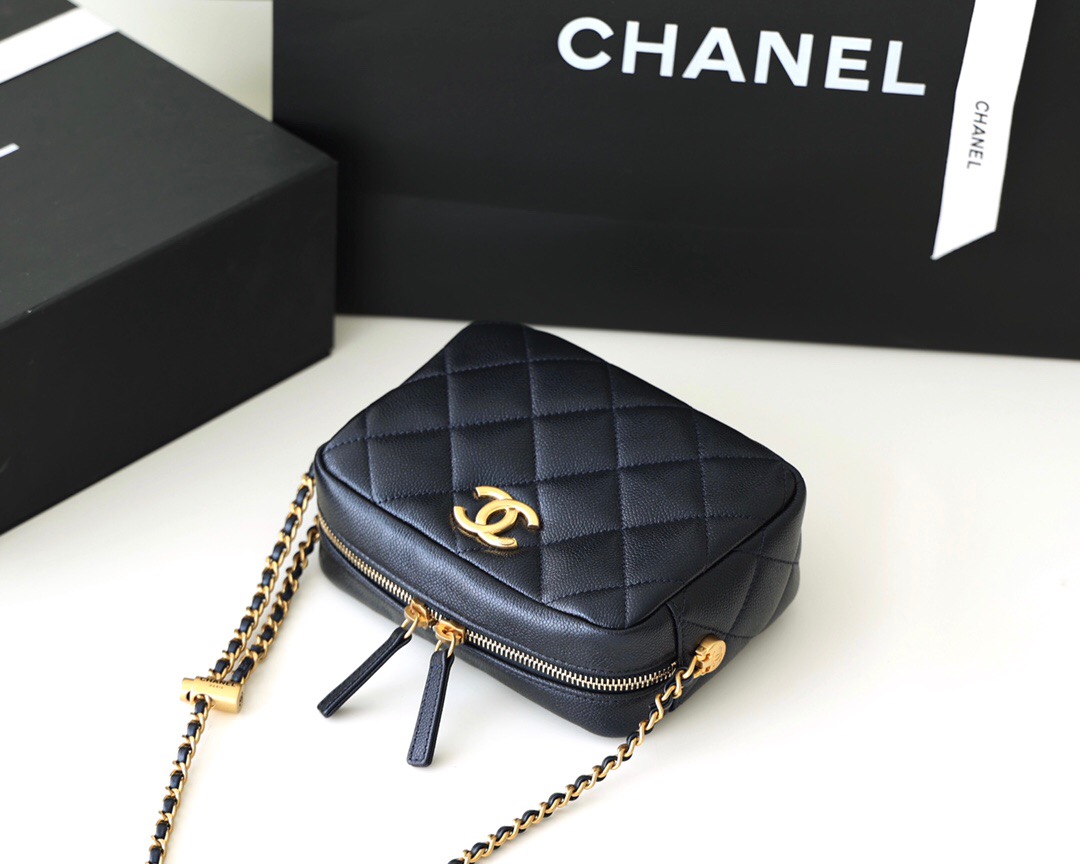 CHANEL 幻彩颗粒压花牛皮横款相机包 AS2856黑色