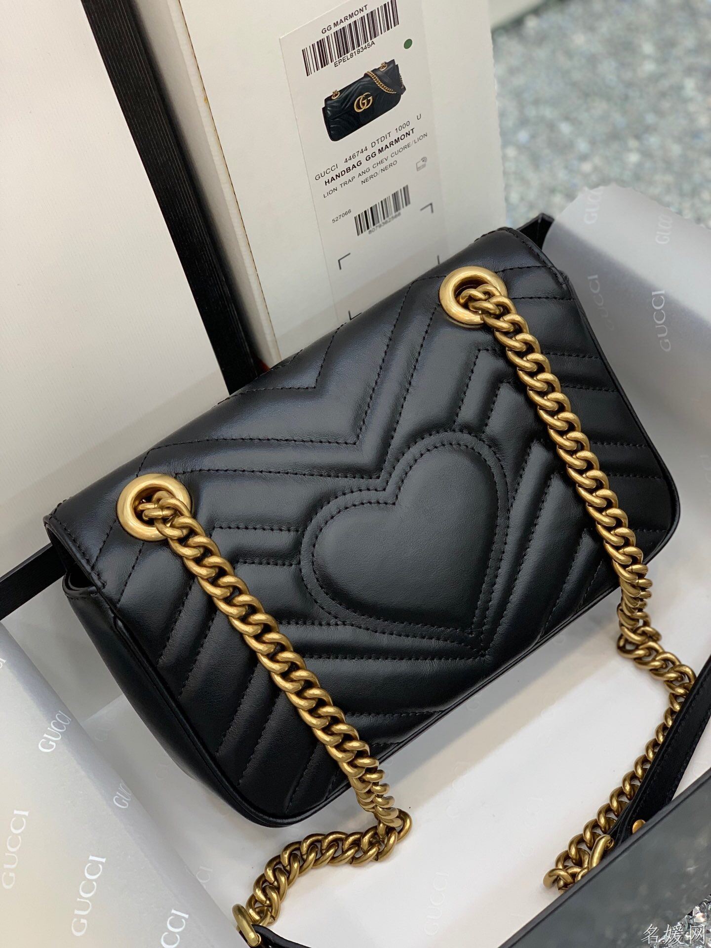 Gucci GG Marmont系列绗缝迷你手袋 446744 DTDIT 1000