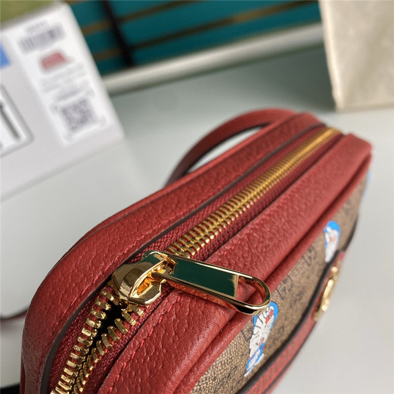 Gucci 647784 2TUBG 8580 Doraemon x Gucci联名系列 迷你手袋