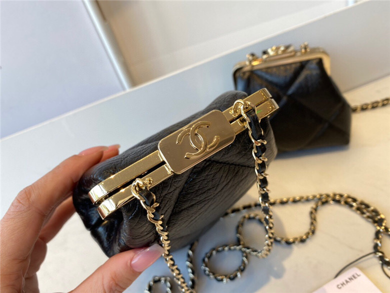 Chanel AP1558 B03941 94305 链条手拿包