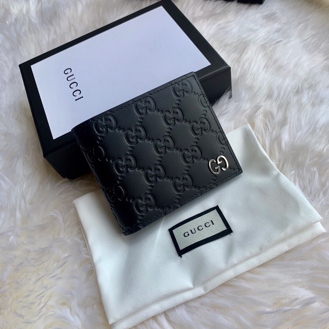 Gucci/古驰 473916 ssima 19 双GG五金装饰男款钱包