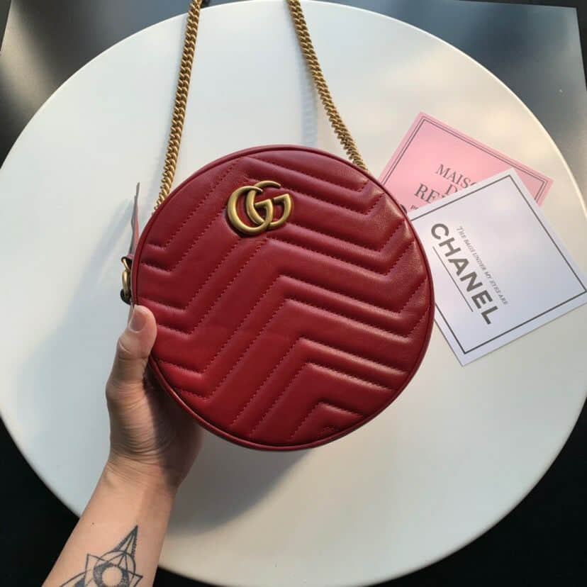 Gucci/古驰 550154 GG Marmont系列全皮圆形迷你肩背包