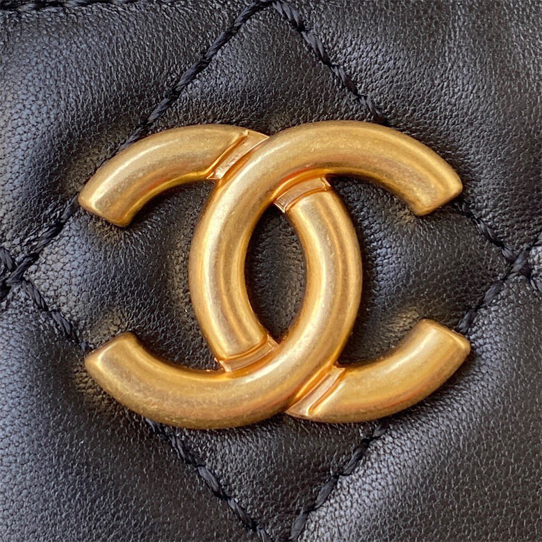 Chanel AP2550 B07242 94305 链条化妆包