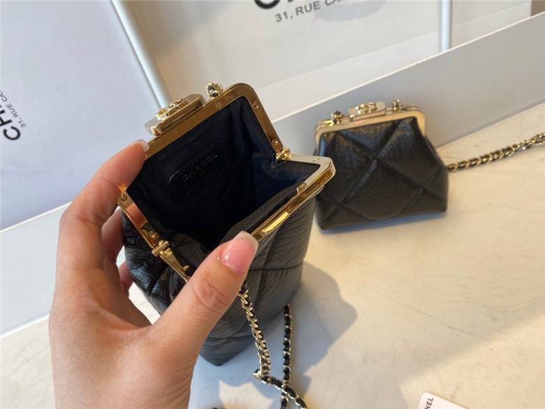 Chanel AP1558 B03941 94305 链条手拿包