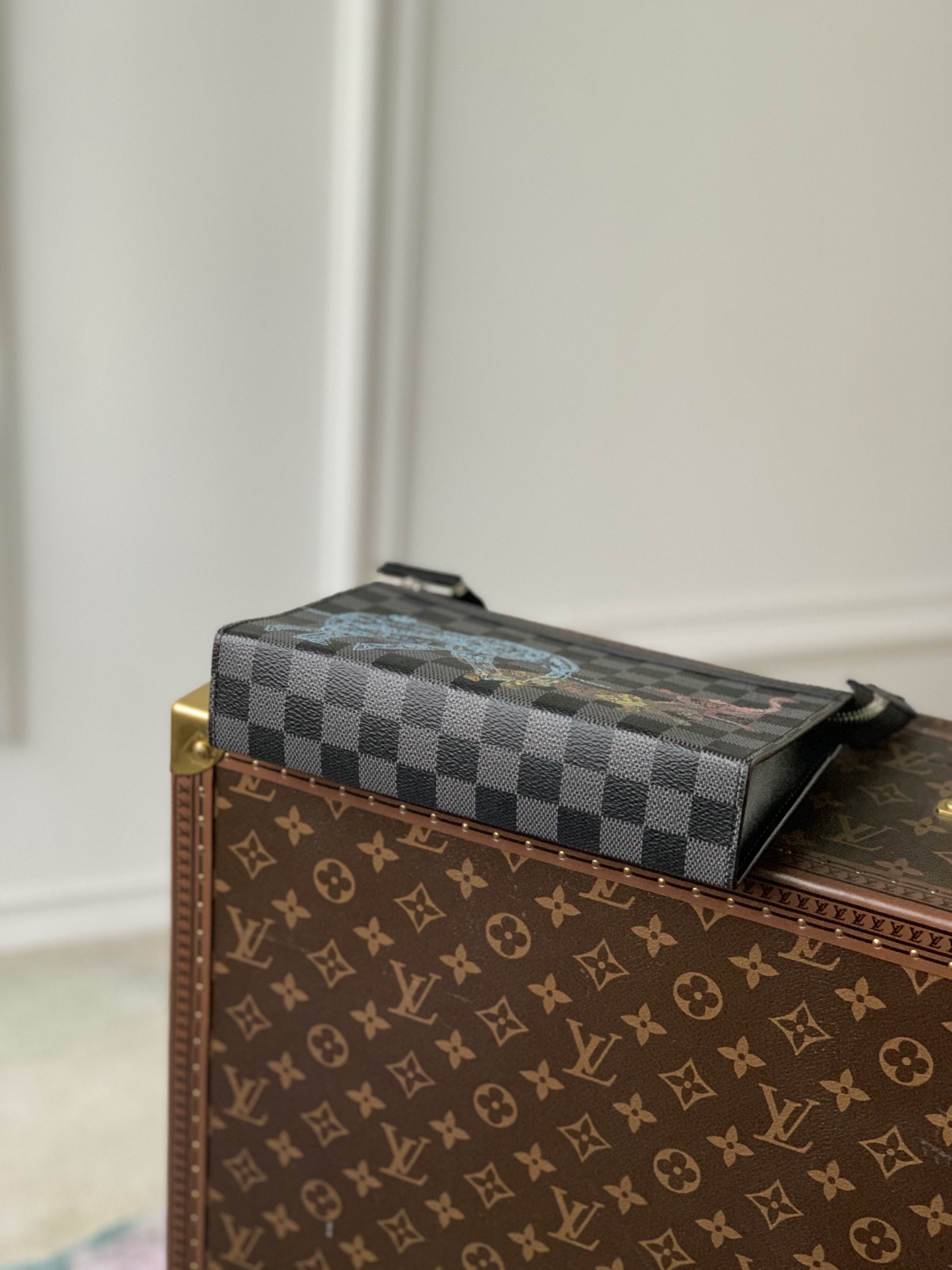 LV N64608 GASTON WEARABLE WALLET 手袋