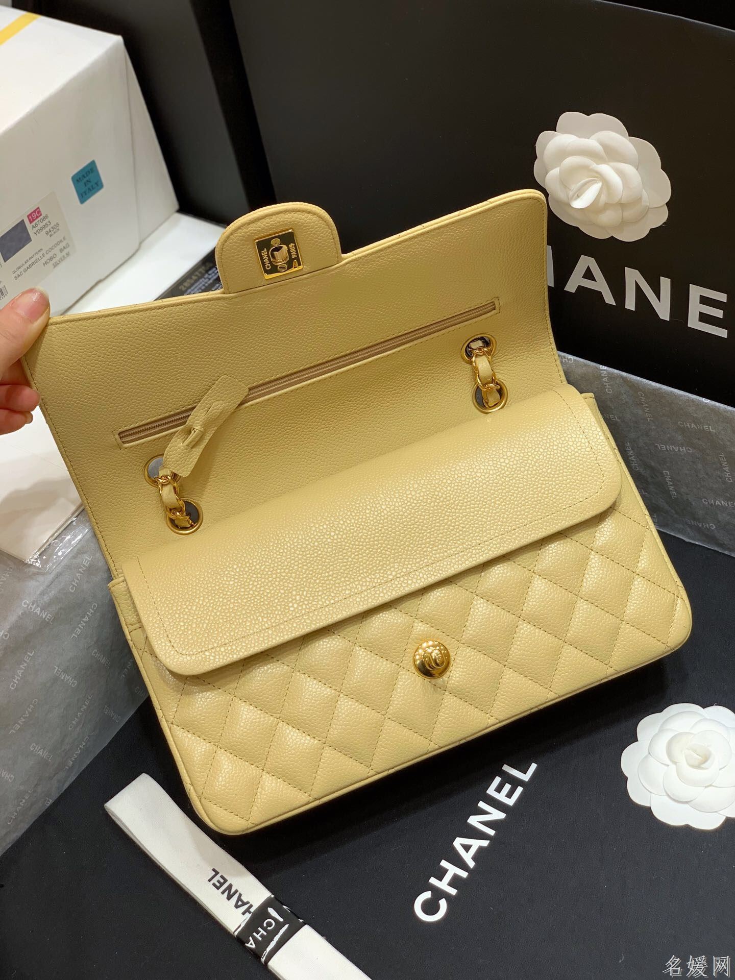 Chanel/香奈儿 A01112 CF25中号鱼子酱牛皮单肩斜挎包