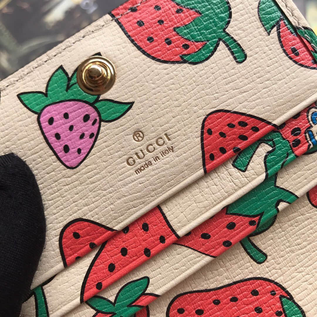 Gucci 570660 08PAX 9036 草莓印花Zumi系列卡包