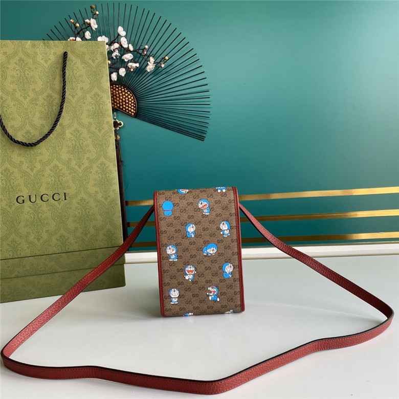 Gucci 647805 2TUBG 8580 Doraemon x Gucci联名系列 手袋