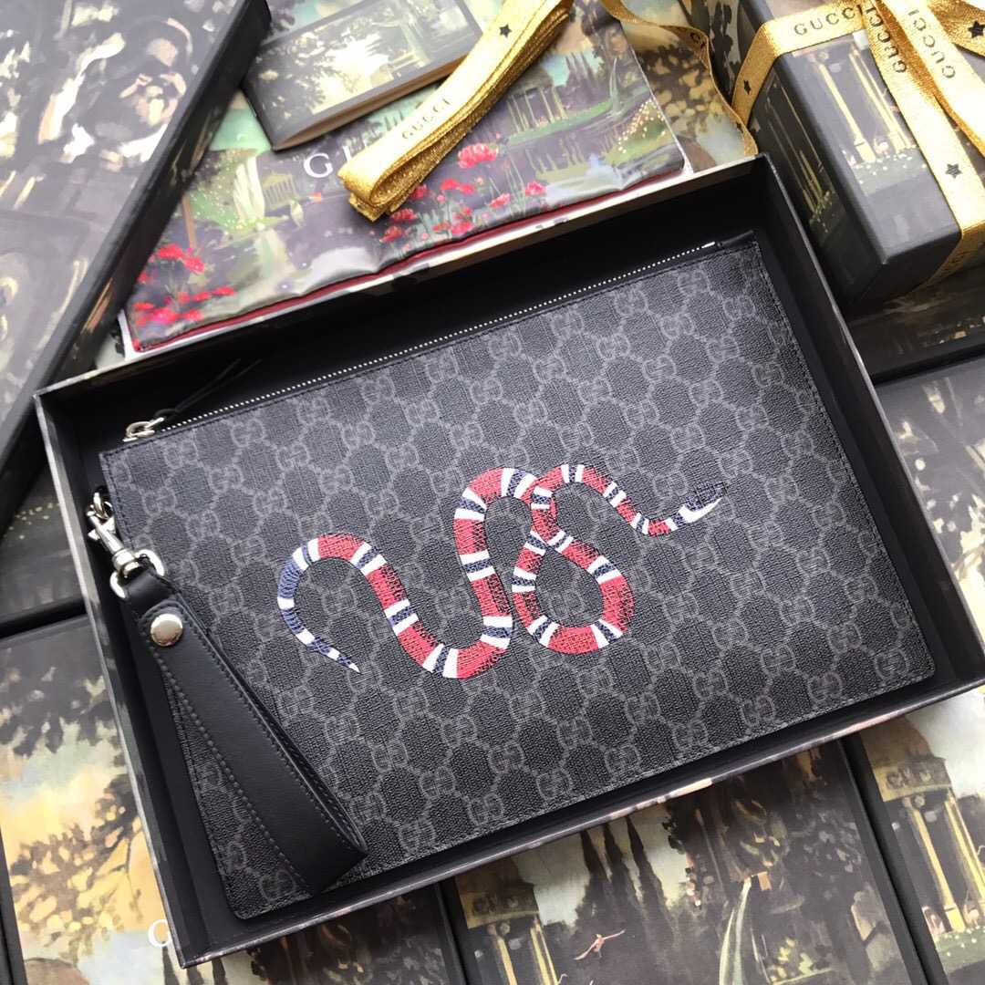 Gucci/古驰 473904 GZN1N 1058 GG 珊瑚蛇印花手拿包