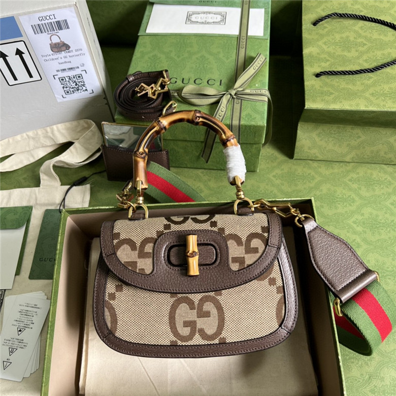 Gucci 675797 UKMDT 2570 饰超级双G图案 小号竹节手袋