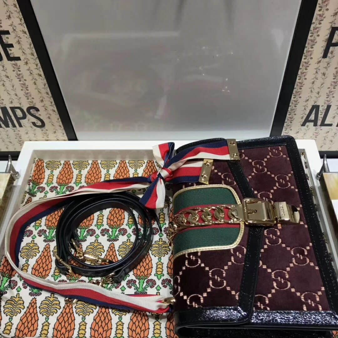 Gucci/古奇 524405 Sylvie系列GG天鹅绒小号肩背包