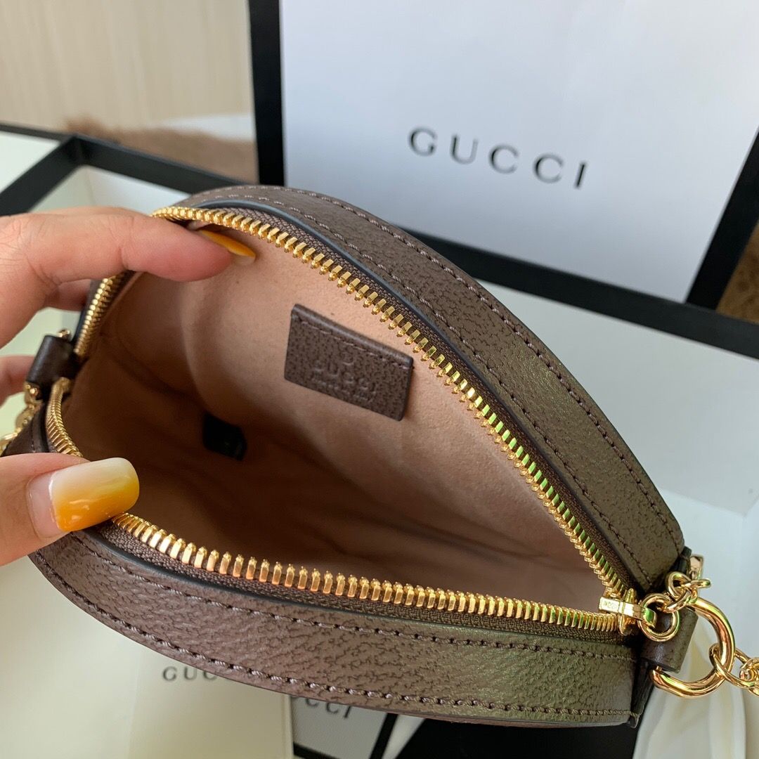 Gucci 550618 Ophidia系列圆形迷你肩背包