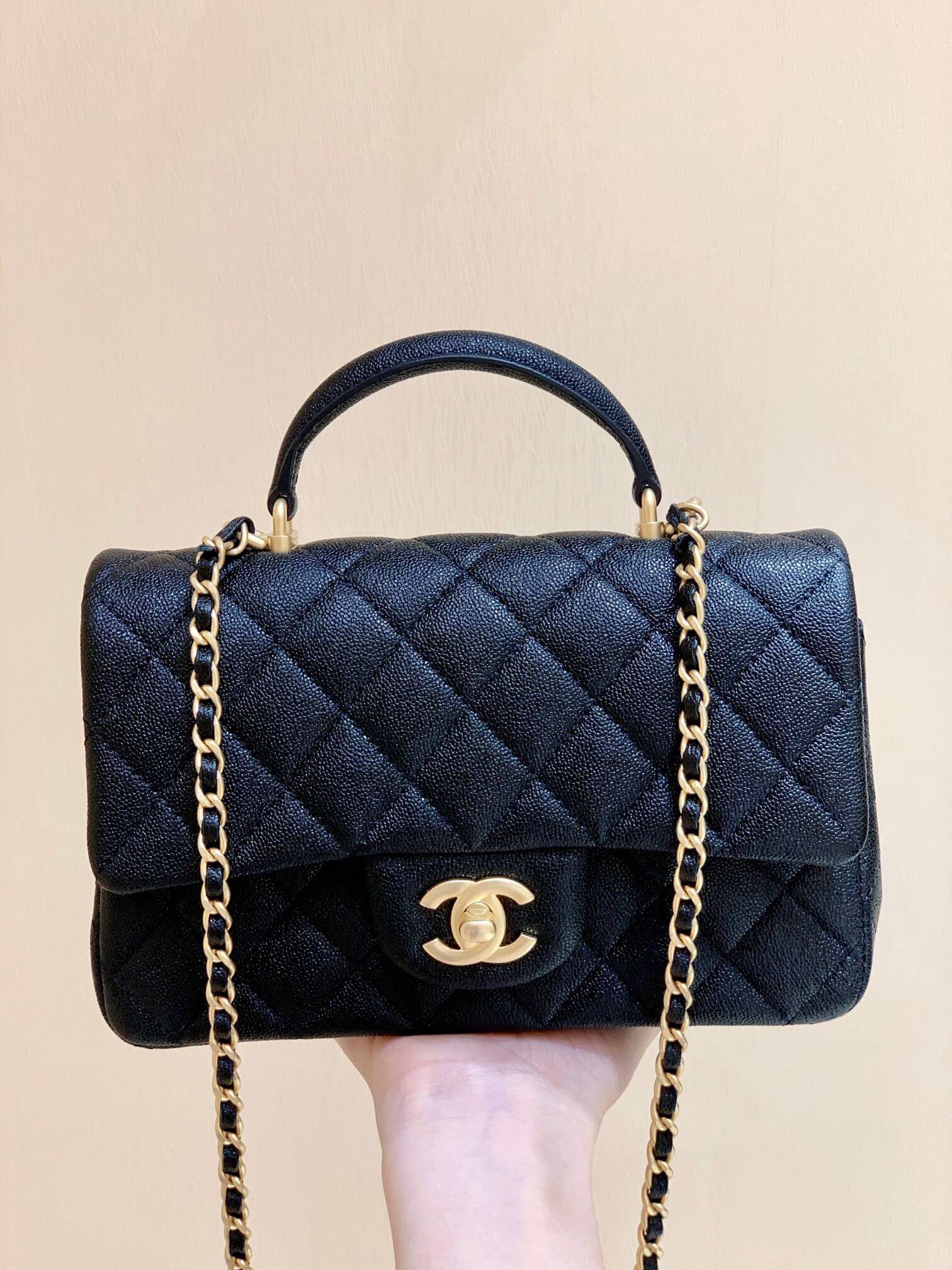 Chanel 经典之CF大mini带手腕版本 AS2431黑色