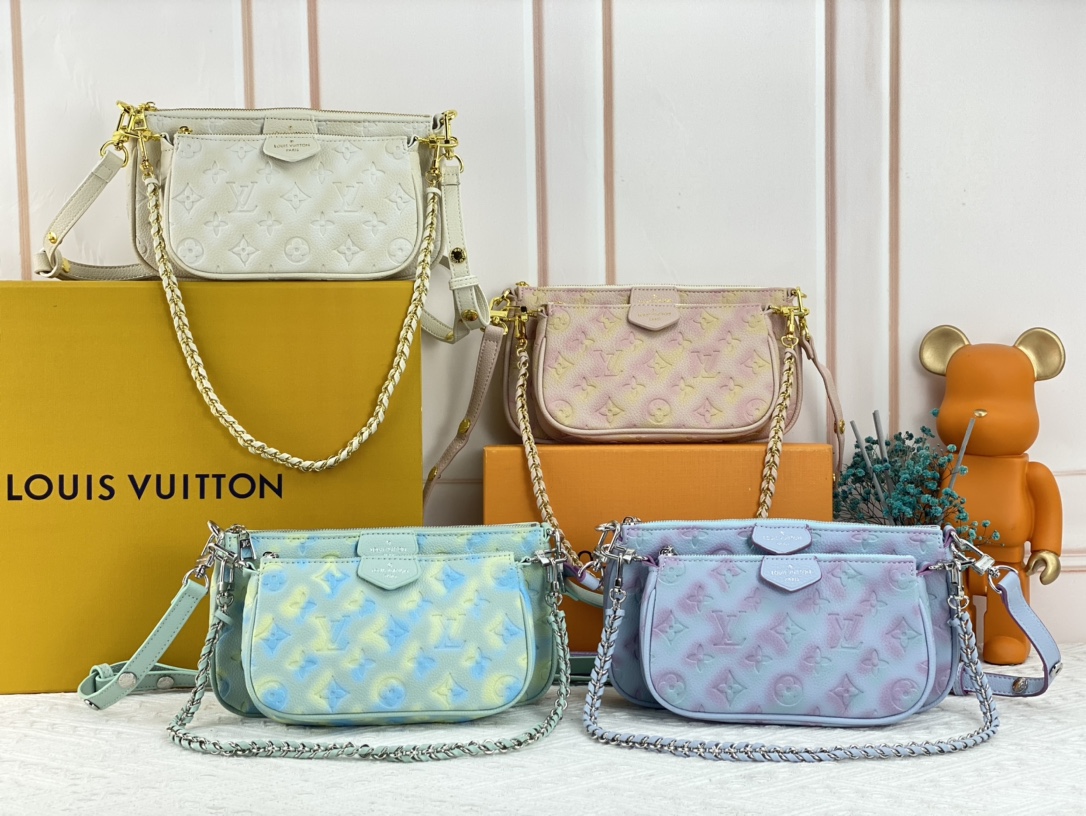 LV M46180 MULTI POCHETTE ACCESSOIRES 手袋